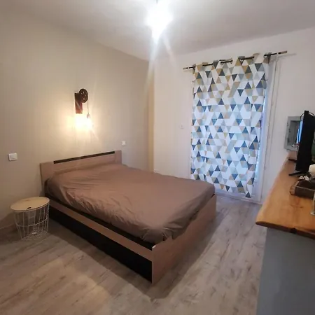 Maison 120 M2 , 4 ,6-8 Personnes * Bouleternere