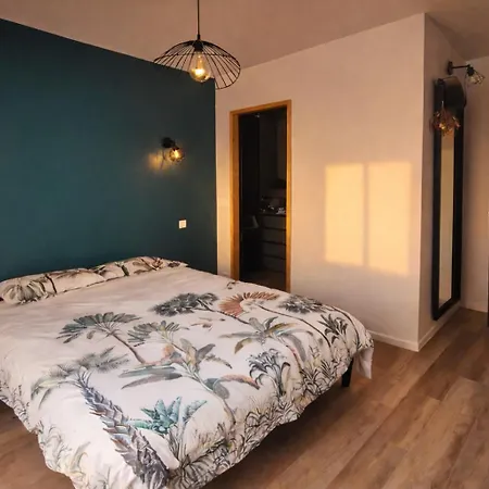 Maison 120 M2 , 4 ,6-8 Personnes *
