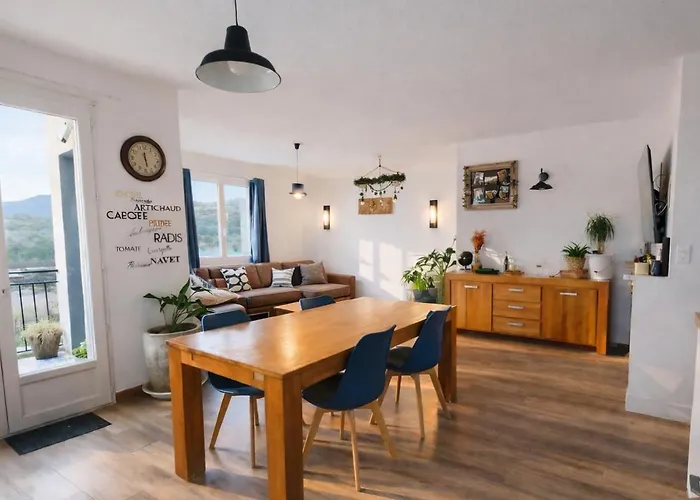 Holiday home Maison 120 M2 , 4 Chambres ,6-8 Pers 
