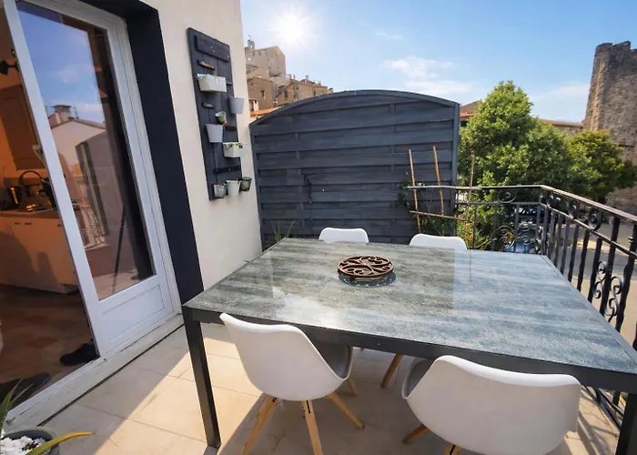 Maison 120 M2 , 4 Chambres ,6-8 Pers 