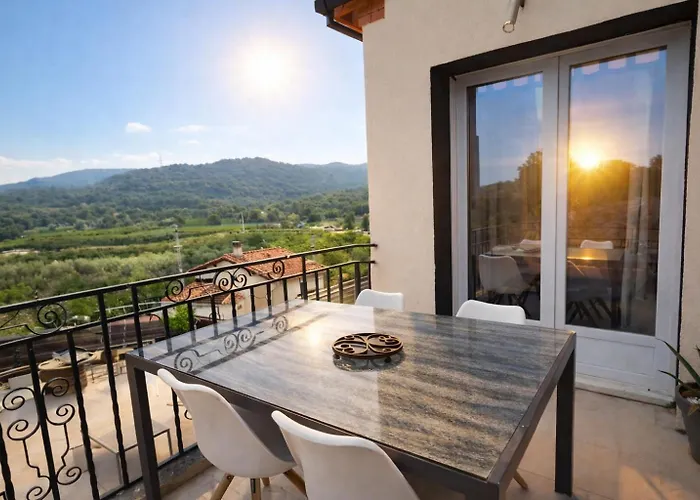 Maison 120 M2 , 4 ,6-8 Personnes Hébergement de vacances